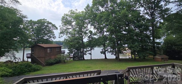 565 Bonum Road, Lake Wylie, SC 29710