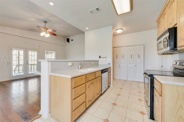 9913 Fm 740, Mesquite, TX 75126