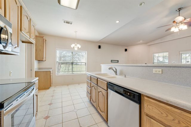 9913 Fm 740, Mesquite, TX 75126