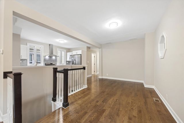 909 N Lockwood Avenue, Chicago, IL 60651