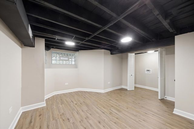 909 N Lockwood Avenue, Chicago, IL 60651