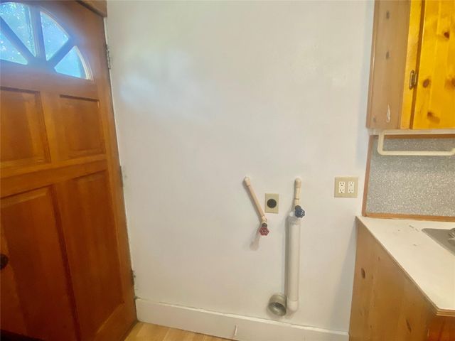 5618 Avenue L UP, Galveston, TX 77551