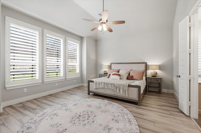 1204 Broadmoor Way, Roanoke, TX 76262