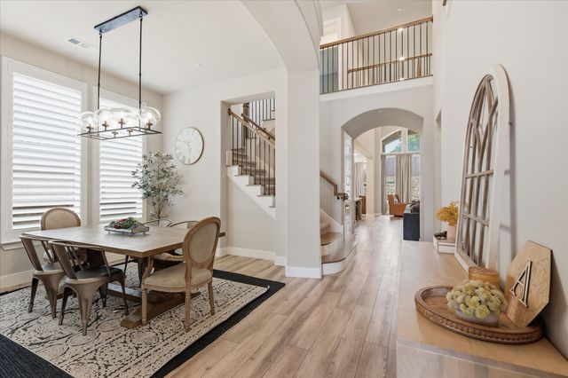 1204 Broadmoor Way, Roanoke, TX 76262