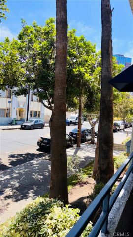 720 W 4th 114, Long Beach, CA 90802