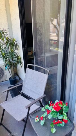 720 W 4th 114, Long Beach, CA 90802