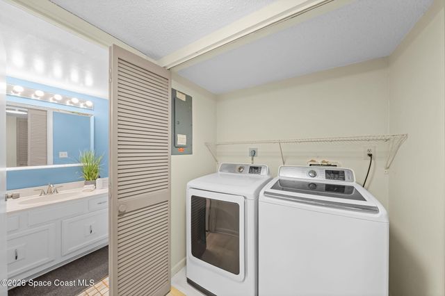 204 Country Club Drive, Melbourne, FL 32940
