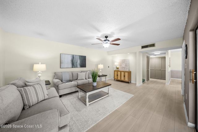 204 Country Club Drive, Melbourne, FL 32940