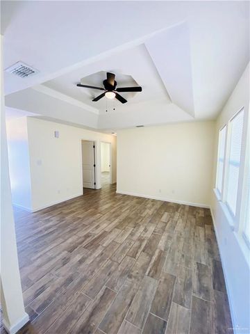 410 S Airport Drive, Weslaco, TX 78596