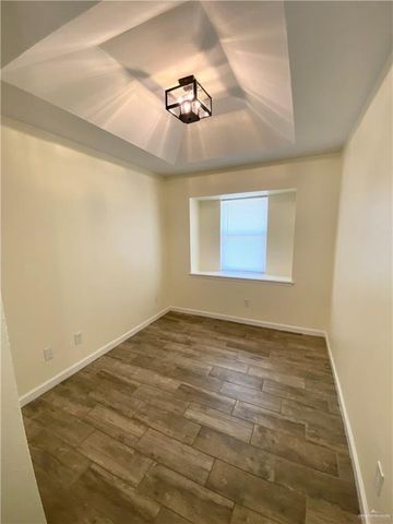 410 S Airport Drive, Weslaco, TX 78596