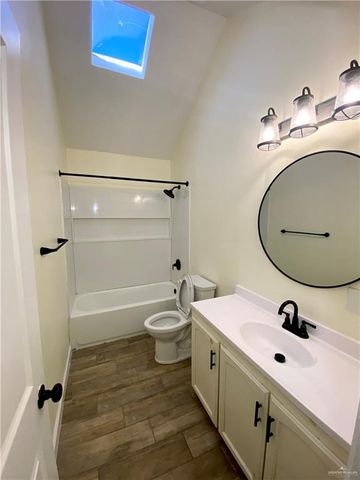 410 S Airport Drive, Weslaco, TX 78596