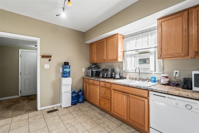 107 Riverside Street, Marshalltown, IA 50158