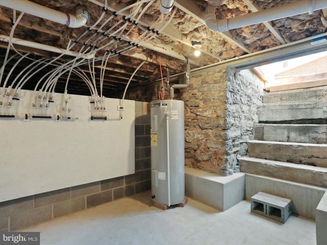 6287 MARSH RD, Waynesboro, PA 17268