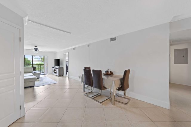 3020 Florida Boulevard 202-c, Delray Beach, FL 33483
