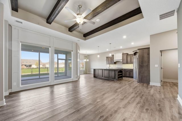 6375 W Venice Ct, Wichita, KS 67205