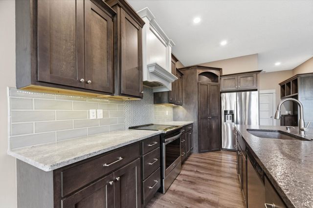 6375 W Venice Ct, Wichita, KS 67205