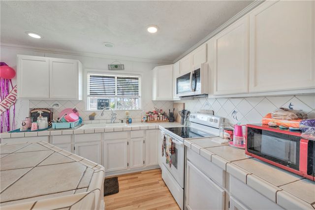 522 W Avenue C, Port Aransas, TX 78373