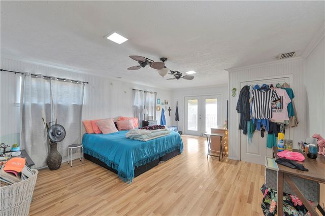 522 W Avenue C, Port Aransas, TX 78373