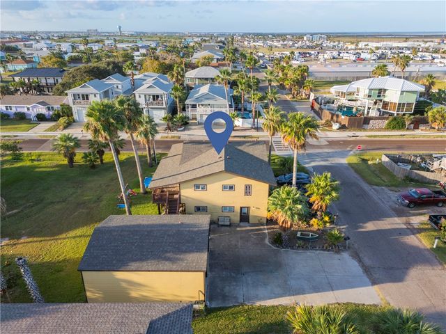 522 W Avenue C, Port Aransas, TX 78373