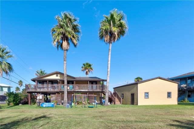 522 W Avenue C, Port Aransas, TX 78373