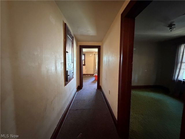 2001 16th Street SW, Akron, OH 44314