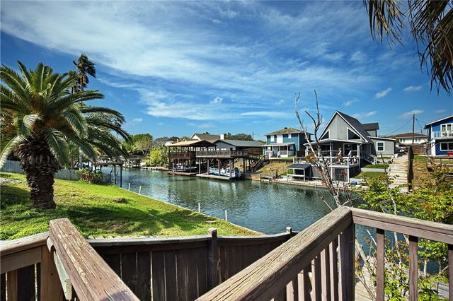 3334 Samoa Dr, Corpus Christi, TX 78418