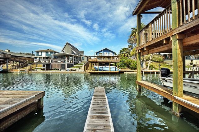 3334 Samoa Dr, Corpus Christi, TX 78418