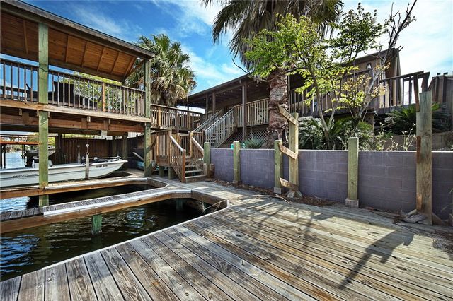 3334 Samoa Dr, Corpus Christi, TX 78418