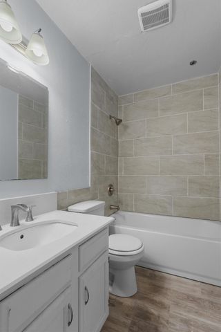 3004 Whisper Oaks LN B, Georgetown, TX 78628