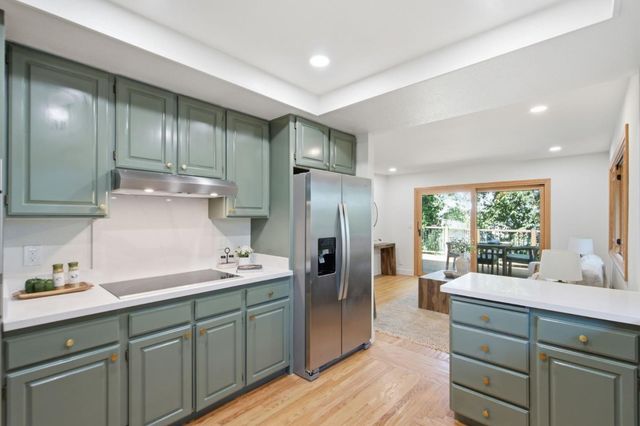 2324 Cheshire Way, Redwood City, CA 94061