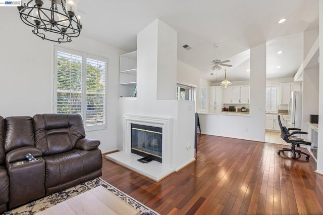 106 Triana Way, San Ramon, CA 94583