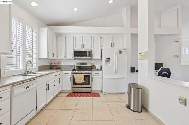 106 Triana Way, San Ramon, CA 94583