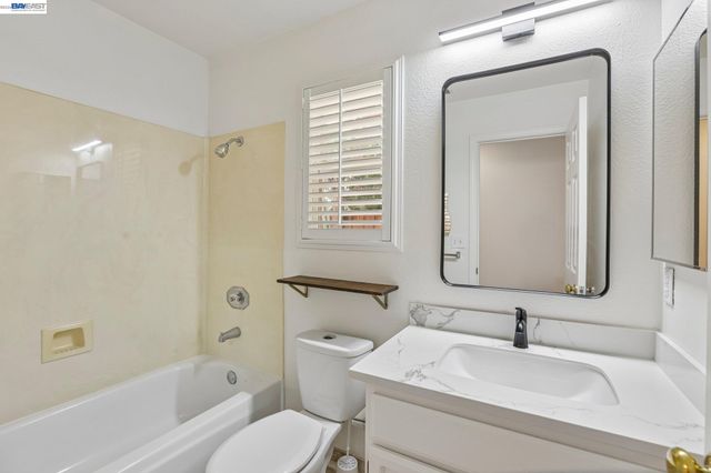 106 Triana Way, San Ramon, CA 94583