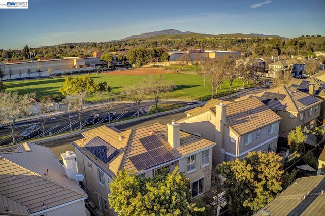 106 Triana Way, San Ramon, CA 94583