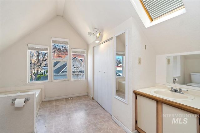 518 N 13th St, Boise, ID 83702