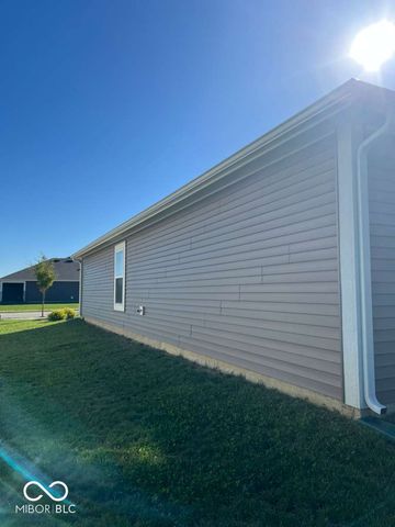 1466 Fleming Drive, Greenfield, IN 46140