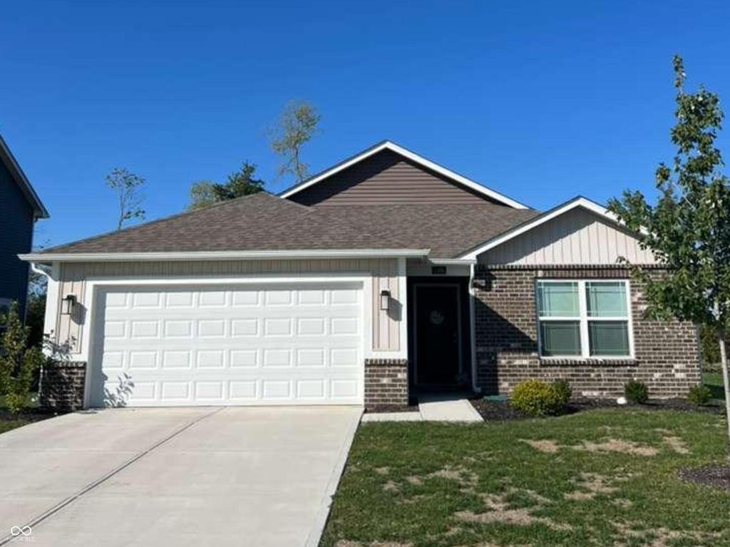 1466 Fleming Drive, Greenfield, IN 46140