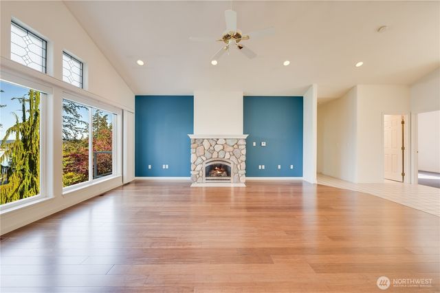 17340 Maple Lane, La Conner, WA 98257