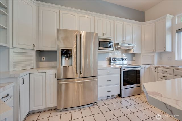 17340 Maple Lane, La Conner, WA 98257