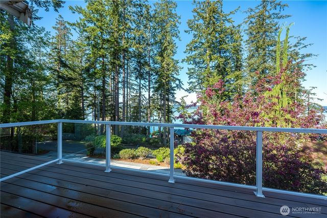 17340 Maple Lane, La Conner, WA 98257