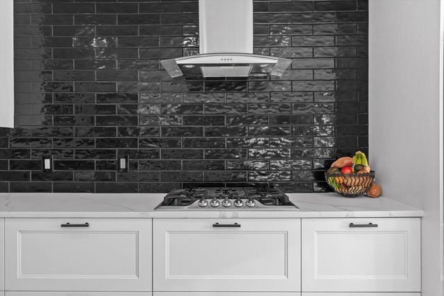 8615 Broadway DRIVE, Sturtevant, WI 53177