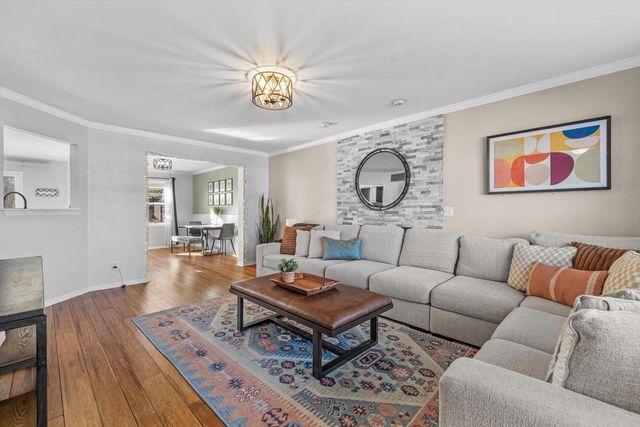 8615 Broadway DRIVE, Sturtevant, WI 53177