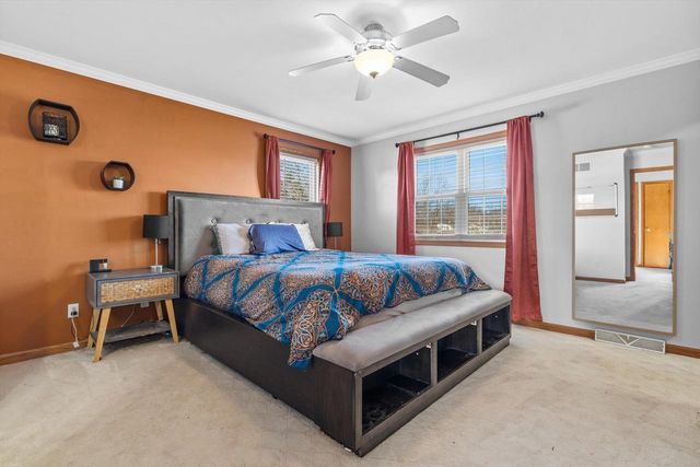 8615 Broadway DRIVE, Sturtevant, WI 53177