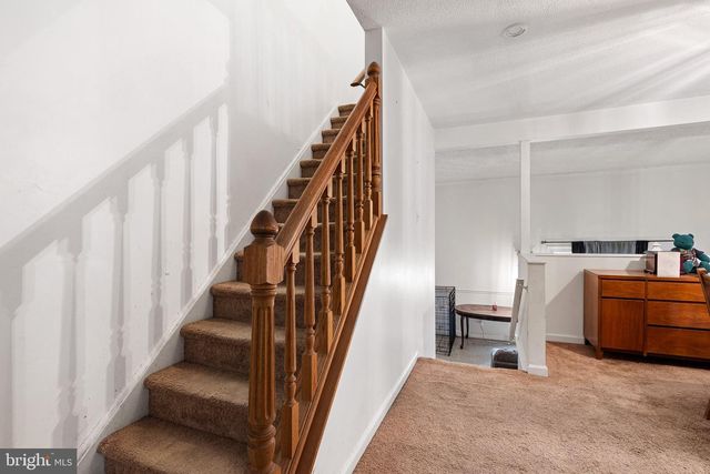 2344 MILTON PL, Newark, DE 19702