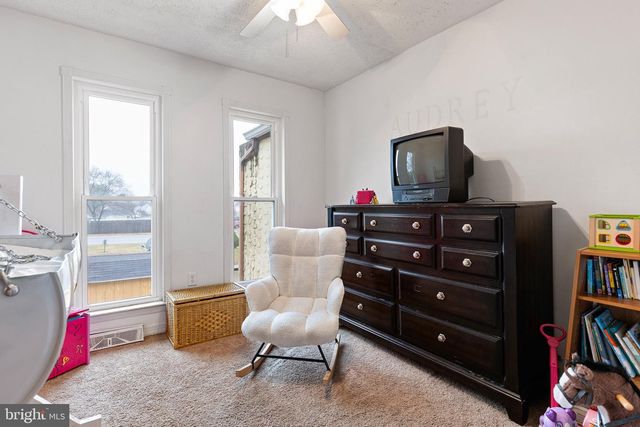 2344 MILTON PL, Newark, DE 19702