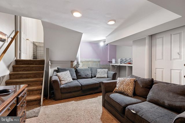 2344 MILTON PL, Newark, DE 19702