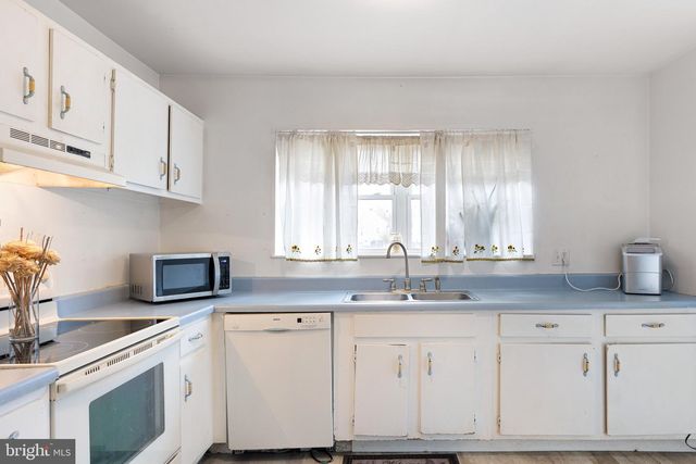 2344 MILTON PL, Newark, DE 19702