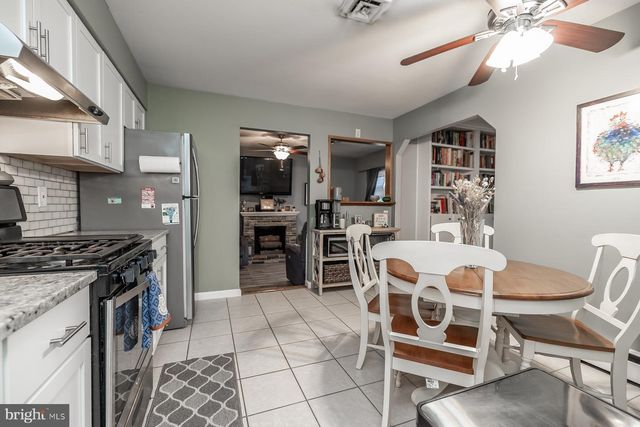 110 OAK AVE, Bellmawr, NJ 08031