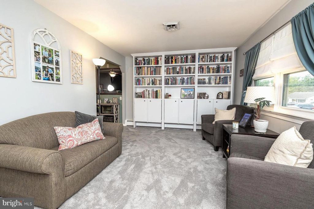 110 OAK AVE, BELLMAWR, NJ 08031 — photo 5