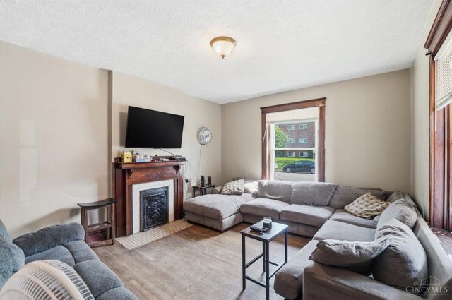 2661 Bellevue Avenue, Cincinnati, OH 45219